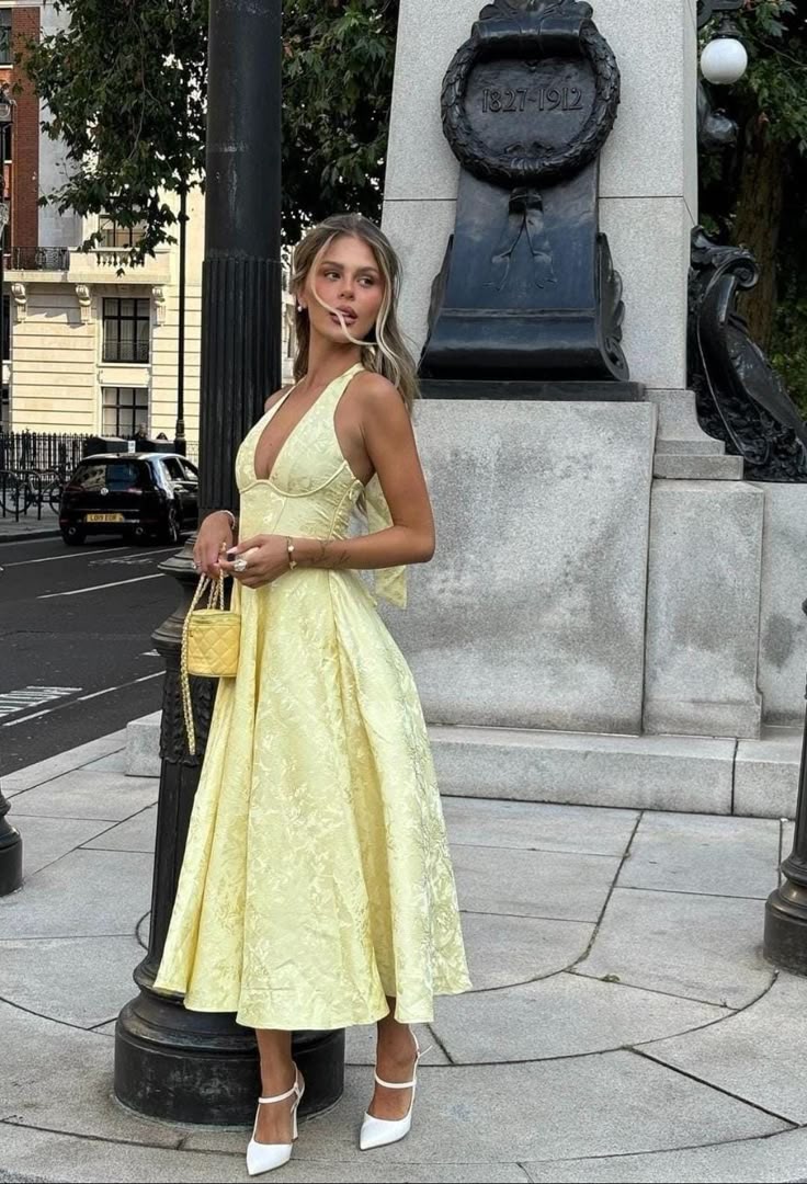 Esmeralda | Elegant midiklänning 