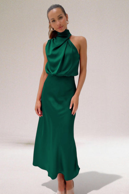 Norelia® | Satin Glamourklänning 