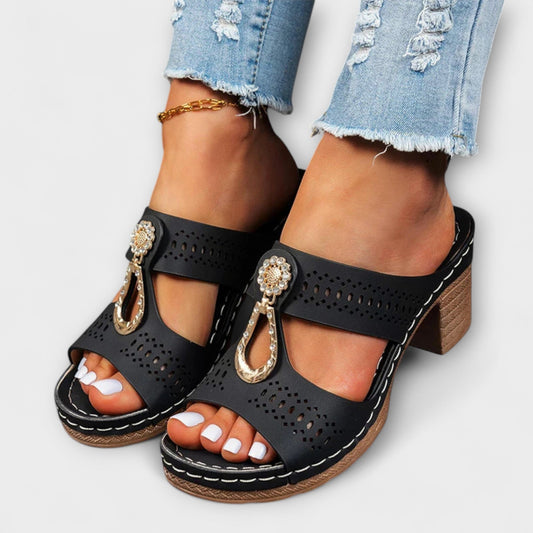 Maria - Silent and Bequeme ortopediska sandaler
