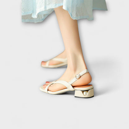 Evelyn - Eleganta Flache Sandaler Minna med Raffinerad Finish