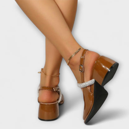 Efter - Mary Janes med Glitzer-Riemen och Blockabsatz 