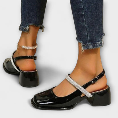 Efter - Mary Janes med Glitzer-Riemen och Blockabsatz 