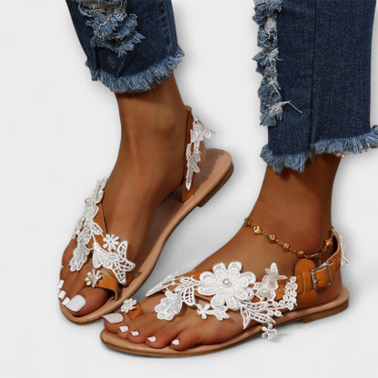 Boho - Bequeme Sandals mit Blumen &amp; Knöchelriemen
