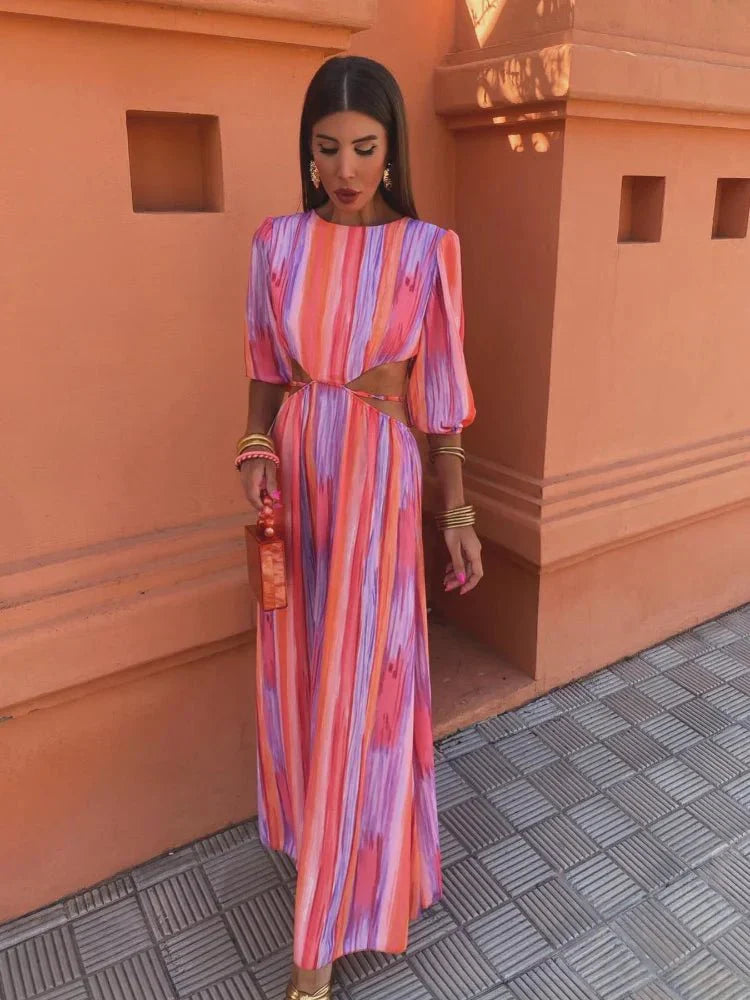 Paloma | Elegant klänning med utskärningar 